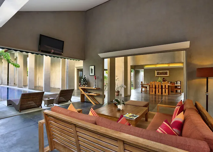 Mayaloka Villa
